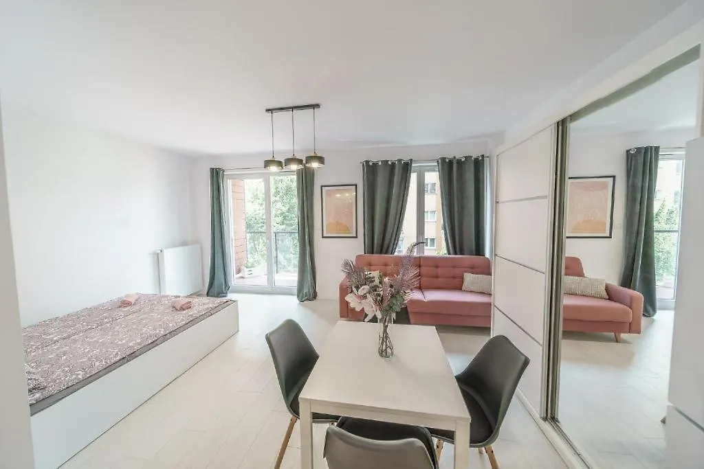 Wronia Oxygen P&O Accommodation Warsaw Apartment